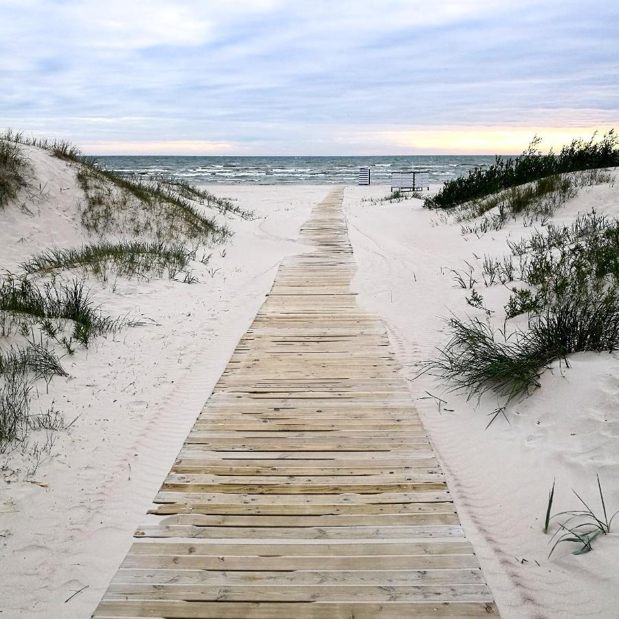 Southwest Seashore Apartment Liepāja Екстериор снимка